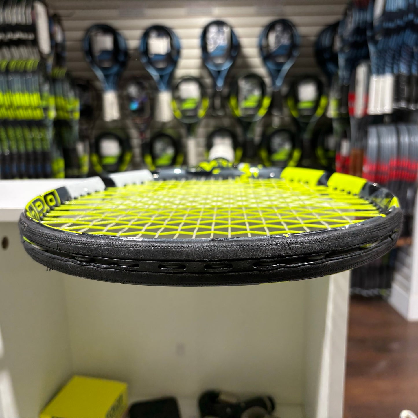Babolat Pure Aero gripsize 4 1/4 (Condition 8/10) 0826-1