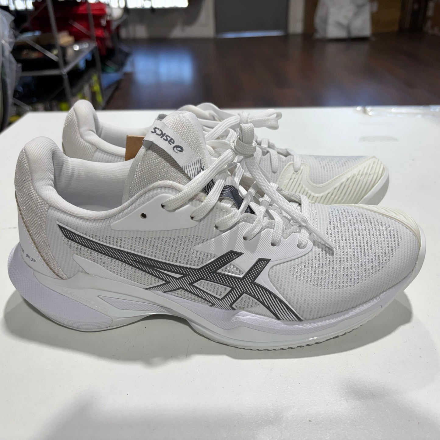 Asics Court Solution Speed FF3 women's tennis shoes size 6 (condition 9/10)