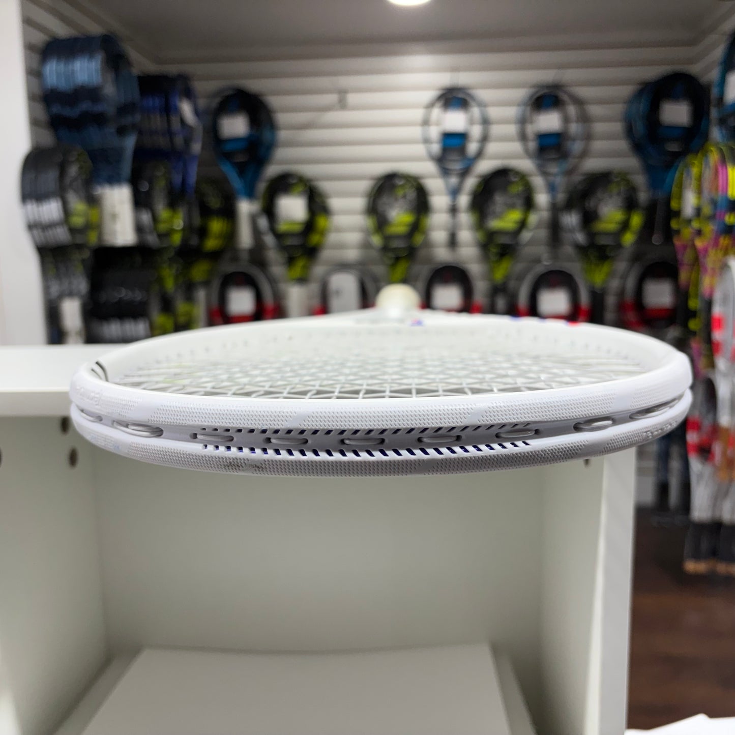 Tecnifibre TFight 305 ISO gripsize 4 3/8 (Condition 9/10) 0415-2
