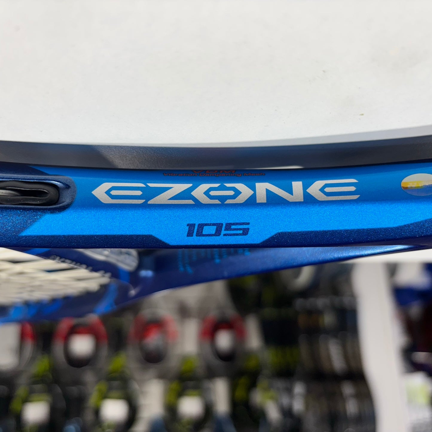 Yonex Ezone 105 grip 4 3/8 Japan (Condition 6.5/10) 0723-3