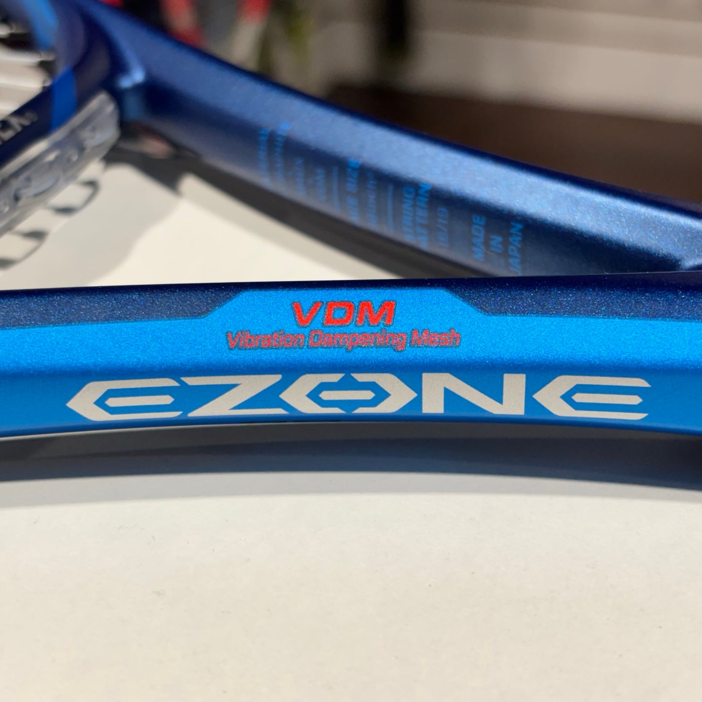 Yonex Ezone 98 Tour grip 4 1/4 Japan (Condition 9/10) 0724-1