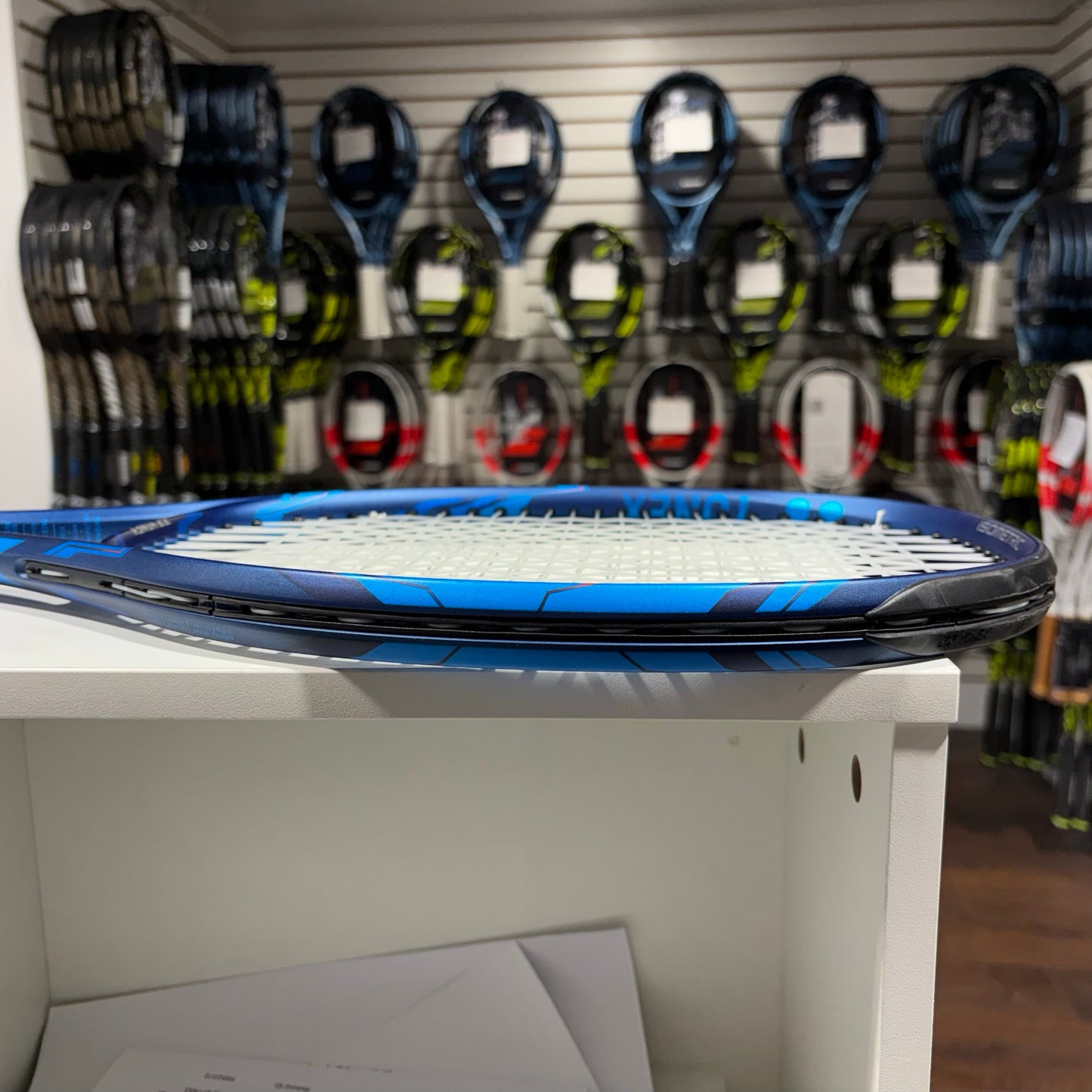 Yonex Ezone 98 Tour grip 4 1/4 Japan (Condition 9/10) 0724-1