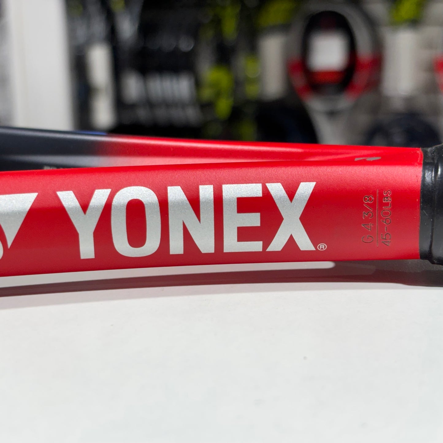 Yonex Vcore 100 gripsize 4 3/8 (Condition 8.5/10) 0422-8 Made in Japan