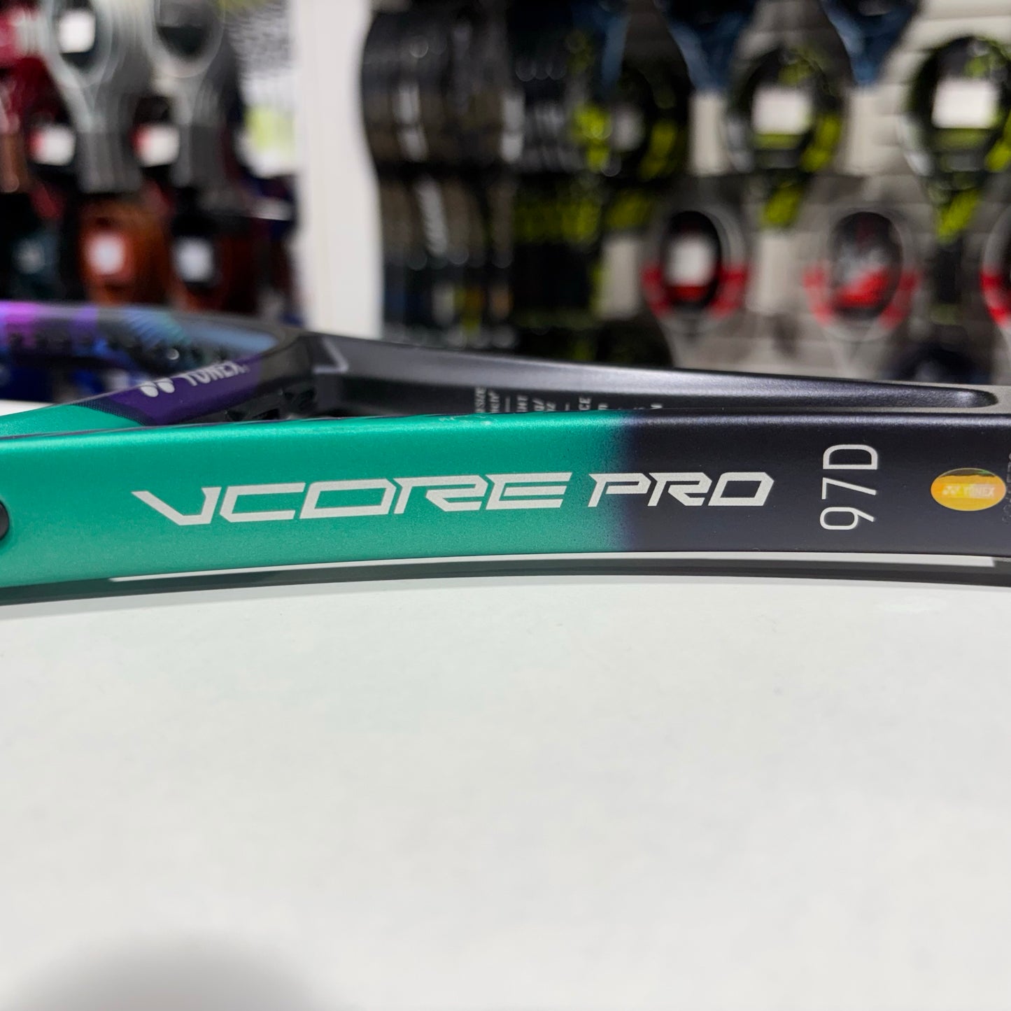 Yonex Vcore Pro 97D grip 4 1/4 Japan (Condition 9/10) 0724-2