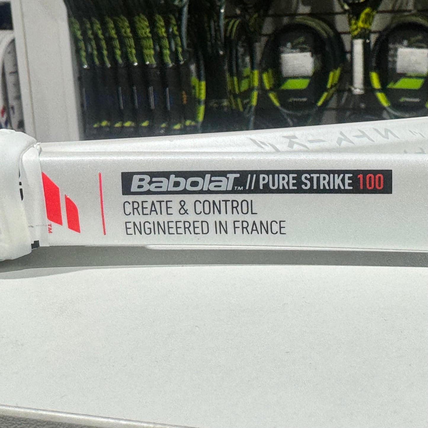 Babolat Pure Strike 100 16x19 gripsize 4 3/8 (Condition 8/10) 0501-3