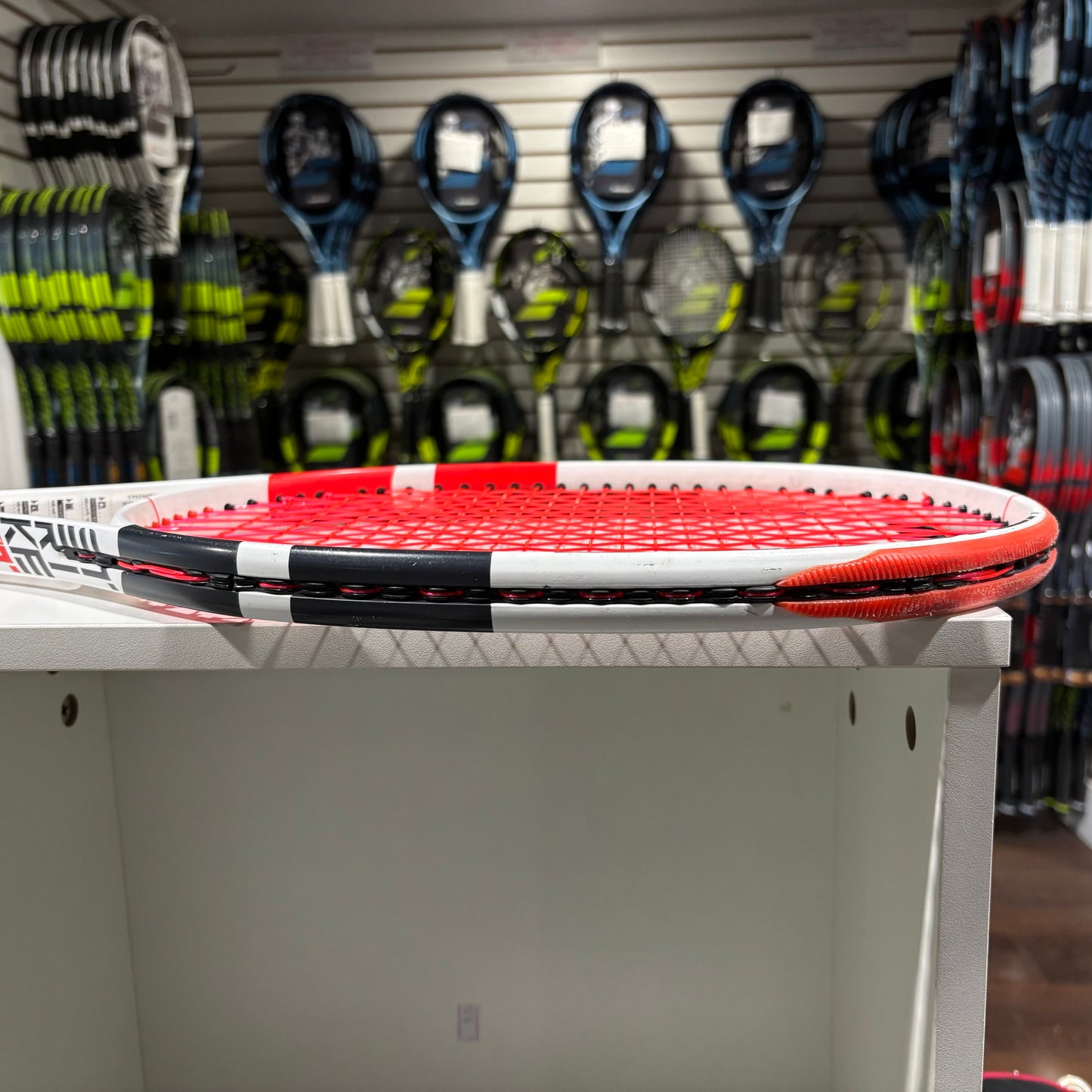Babolat Pure Strike 18x20 gripsize 4 3/8 (Condition 8/10) 0609-04