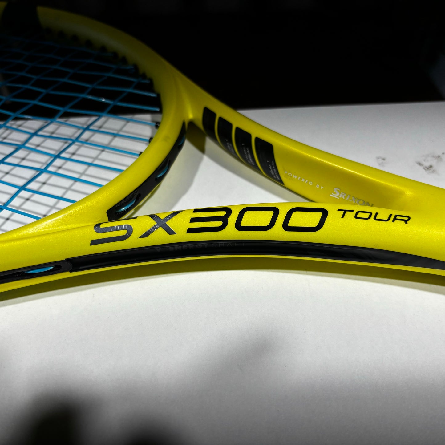 Dunlop SX300 Tour gripsize 4 3/8 (Condition 9.5/10) 241010-3