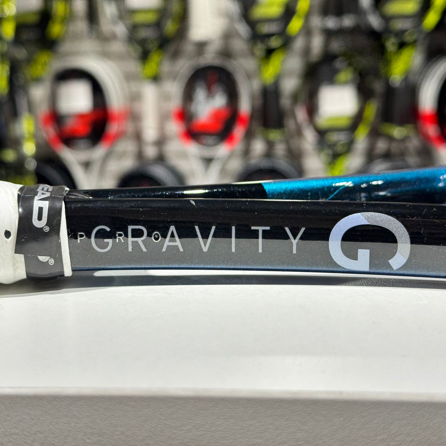 Head Auxetic 2.0 Gravity Pro gripsize 4 1/4 (Condition 9/10) 1216-1