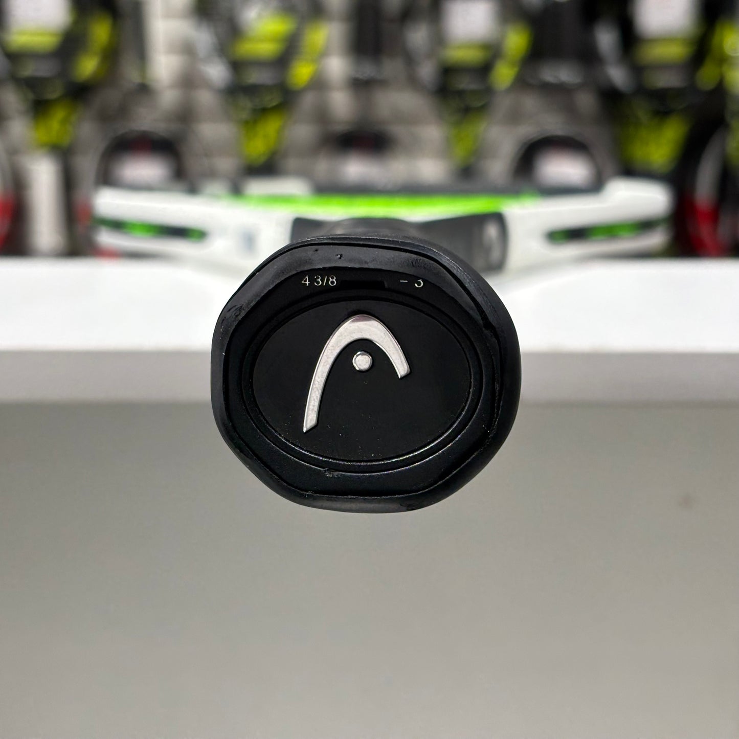 Head Auxetic 2 Speed Pro gripsize 4 3/8 (Condition 9/10) 0204-4