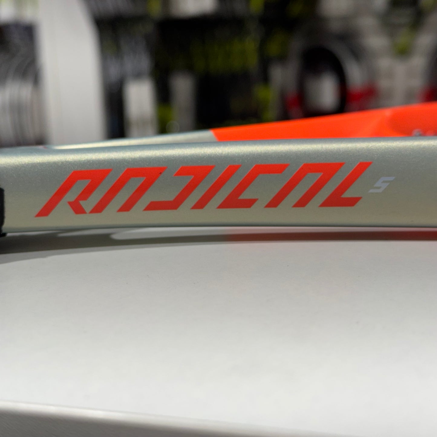 Head Graphene 360+ Radical S 4 3/8 (Condition 6.5/10) 0205-2