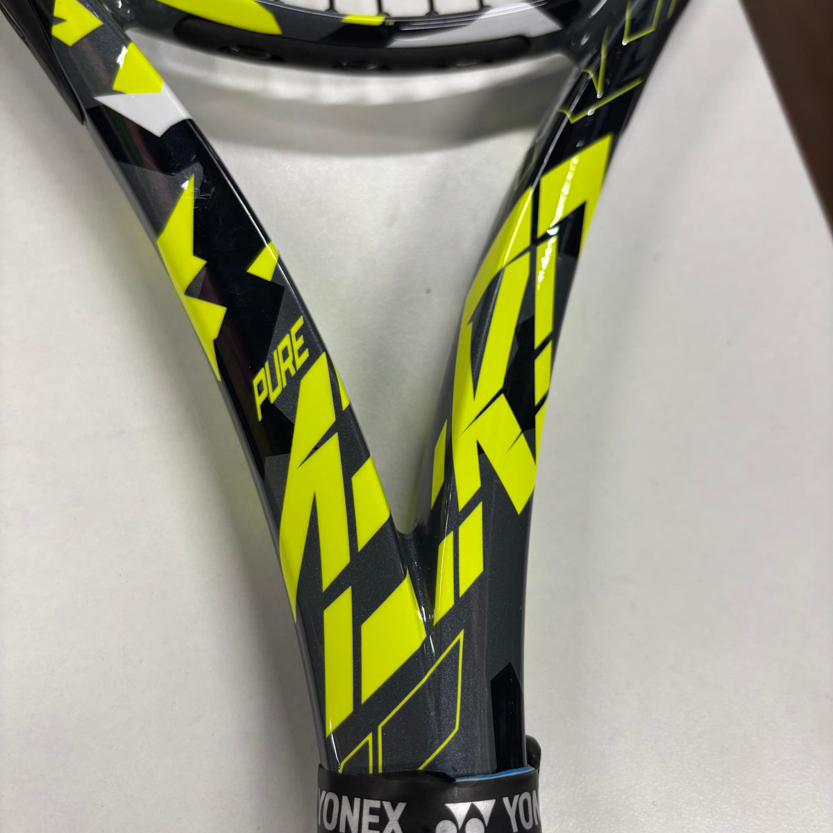 Babolat Pure Aero gripsize 4 1/8 (Condition 8/10) 1001-1