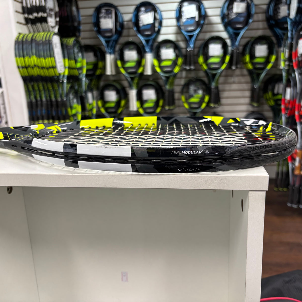 Babolat Pure Aero gripsize 4 1/8 (Condition 8/10) 1001-1
