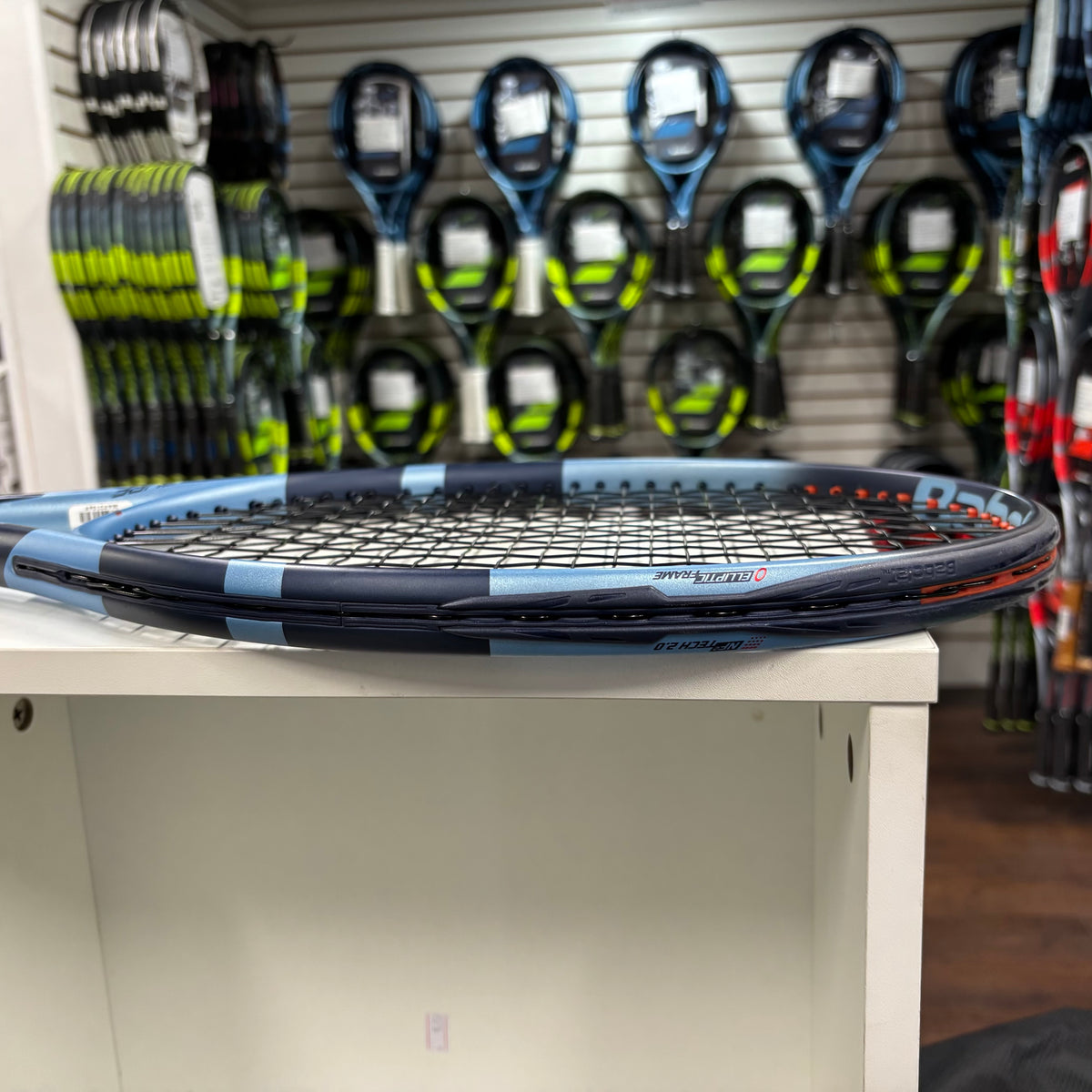 Babolat Pure Drive 98 gripsize 4 3/8 (Condition 9/10) 1001-2