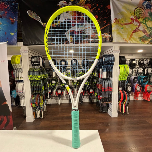 Tecnifibre Fire 305S gripsize 4 3/8 (Condition 9/10) 0826-6