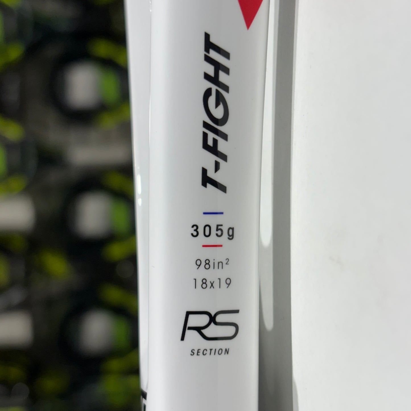 Tecnifibre T-Fight 305S gripsize 4 3/8 (Condition 9/10) 0723-4