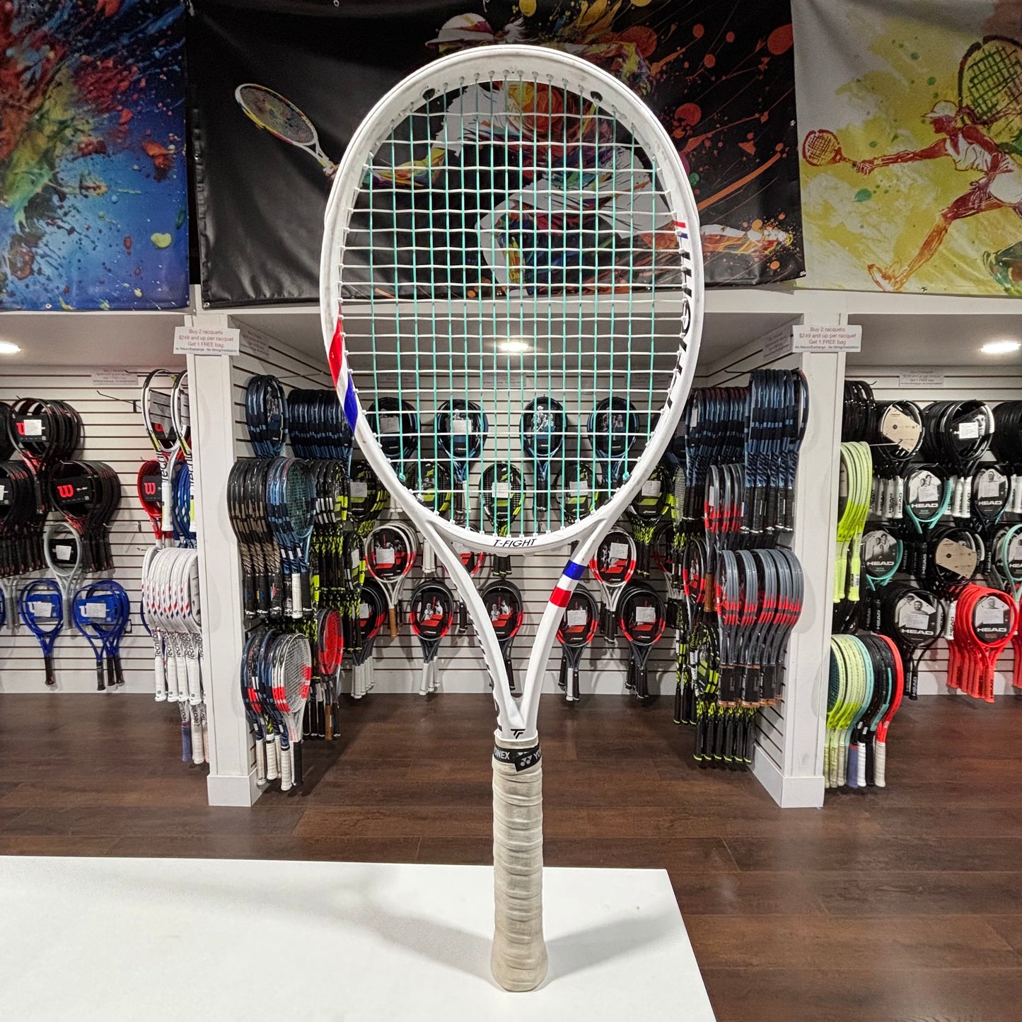 Tecnifibre T-Fight 305S grip 4 3/8 (Condition 9/10) 0209-4 - VuTennis.com