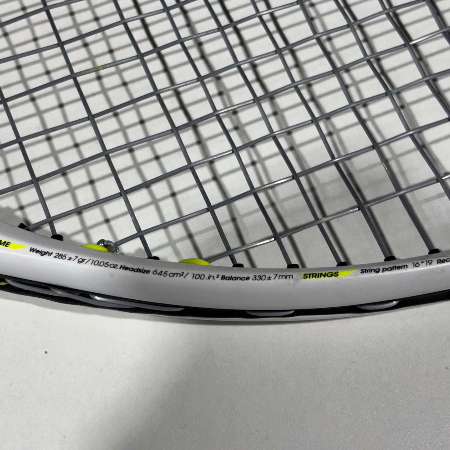 Tecnifibre TF-X1 285 gripsize 4 1/4 (Condition 9/10) 0609-07