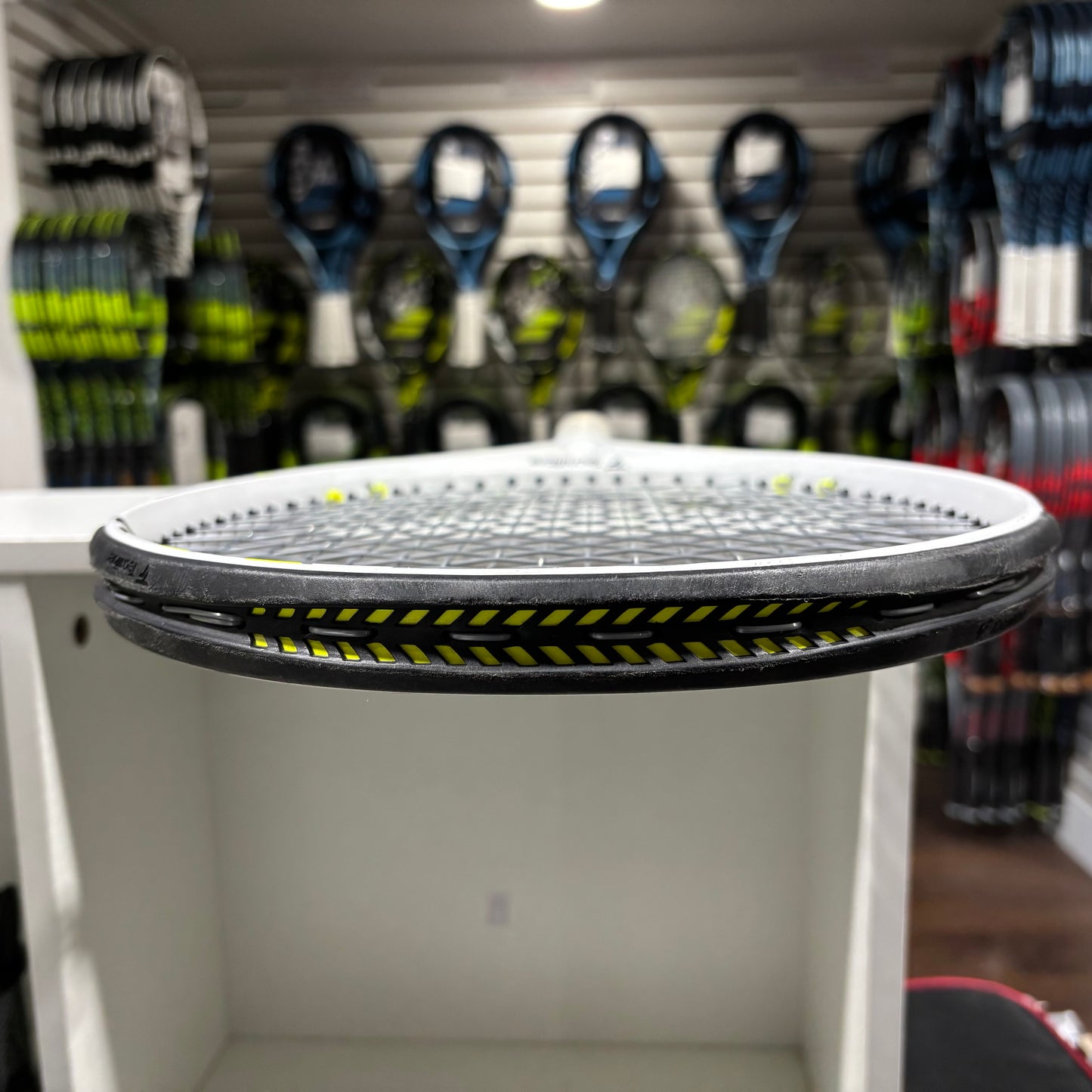 Tecnifibre TF-X1 285 gripsize 4 1/4 (Condition 9/10) 0609-07