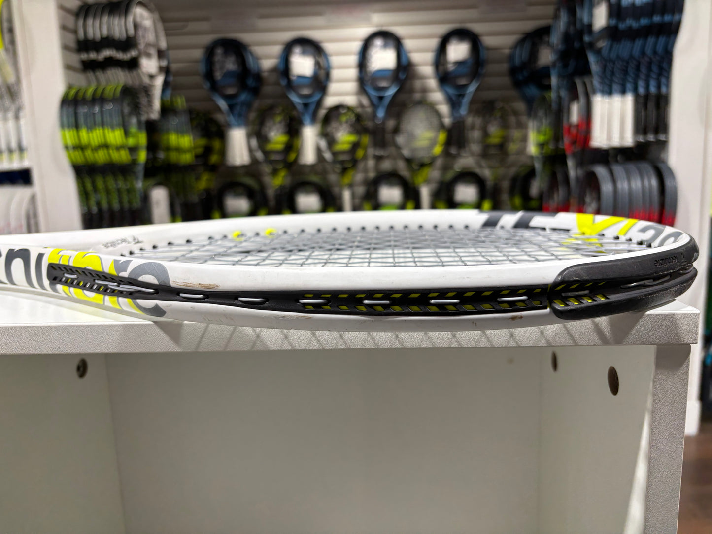 Tecnifibre TF-X1 300 gripsize 4 3/8 (Condition 8/10) 0609-06