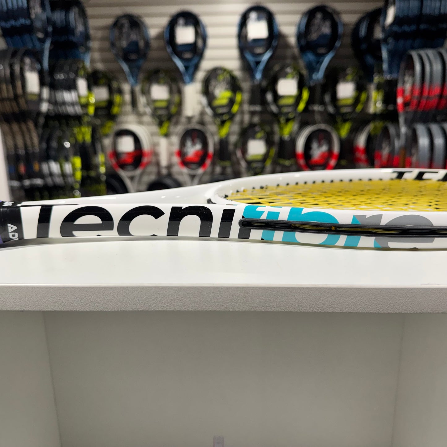 Tecnifibre Tempo 298 IGA grip 4 1/4 (Condition 9/10) 1217-4