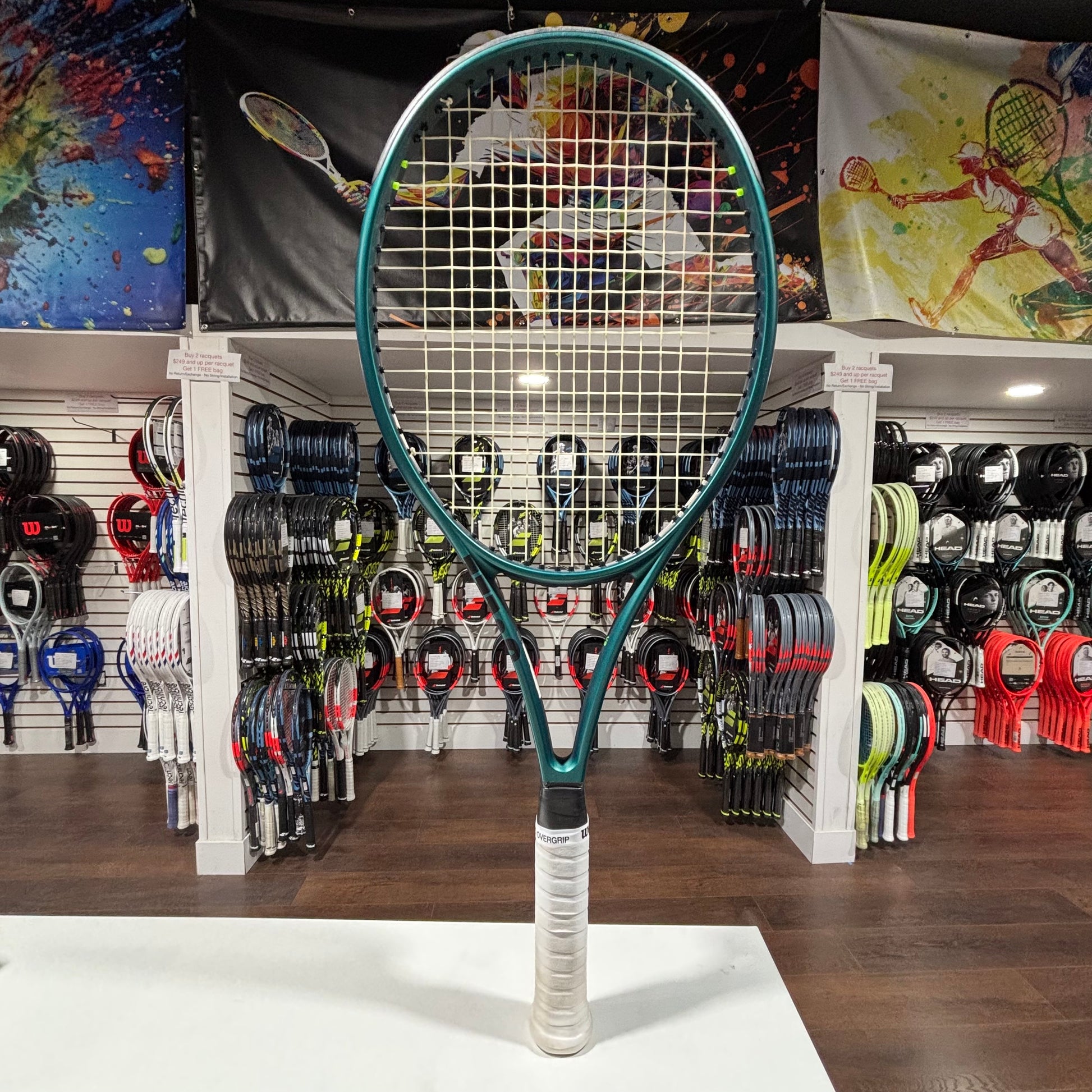 Wilson Blade 100L V9 gripsize 4 3/8 (Condition 9/10) 0203-4 - VuTennis.com