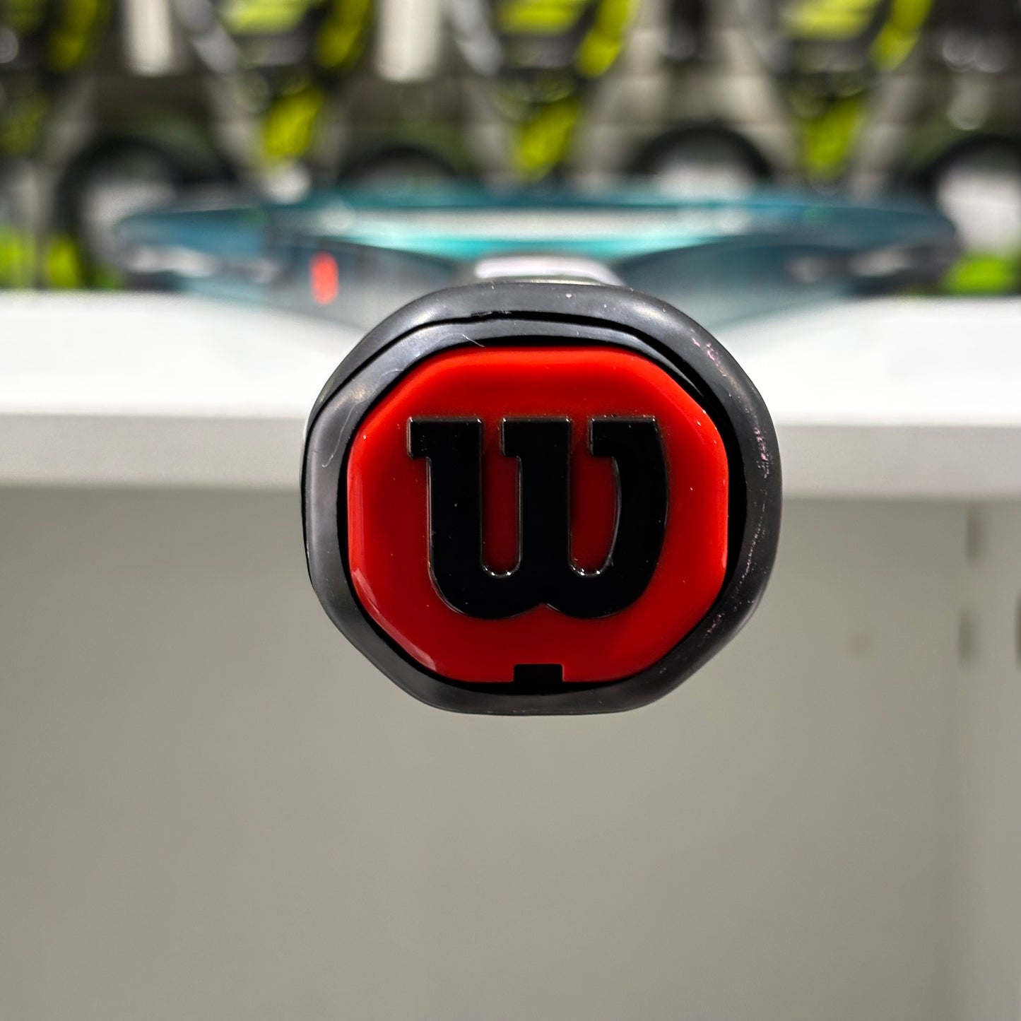 Wilson Blade 100UL V9 gripsize 4 1/4 (Condition 9/10) 0514-01