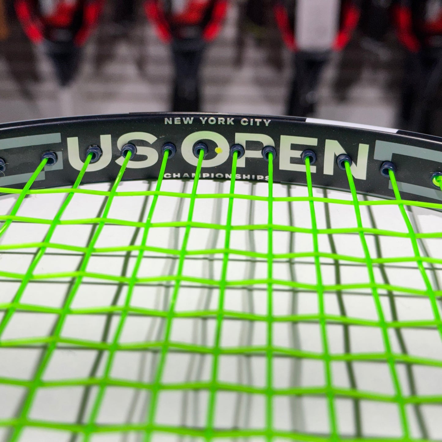 Wilson Blade 16x19 US Open V9 gripsize 4 1/4 (Condition 9/10) 1217-2