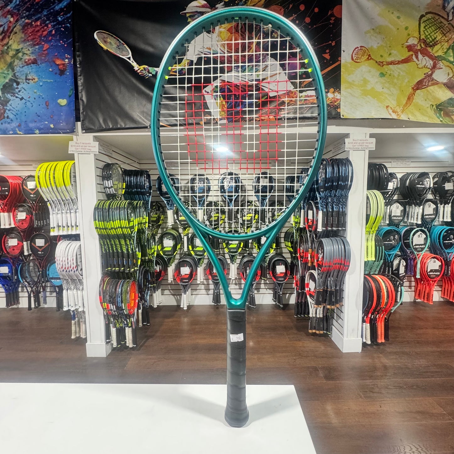 Wilson Blade v9 Junior 26" grip 4" (Condition 9.5/10) 0501-1