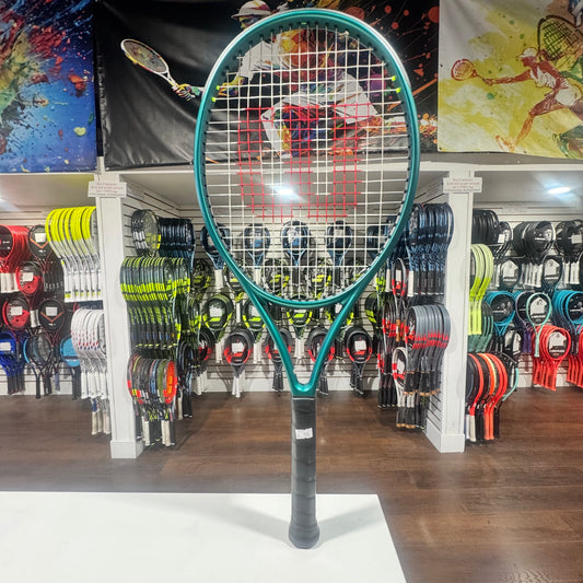 Wilson Blade v9 Junior 26" grip 4" (Condition 9.5/10) 0501-1