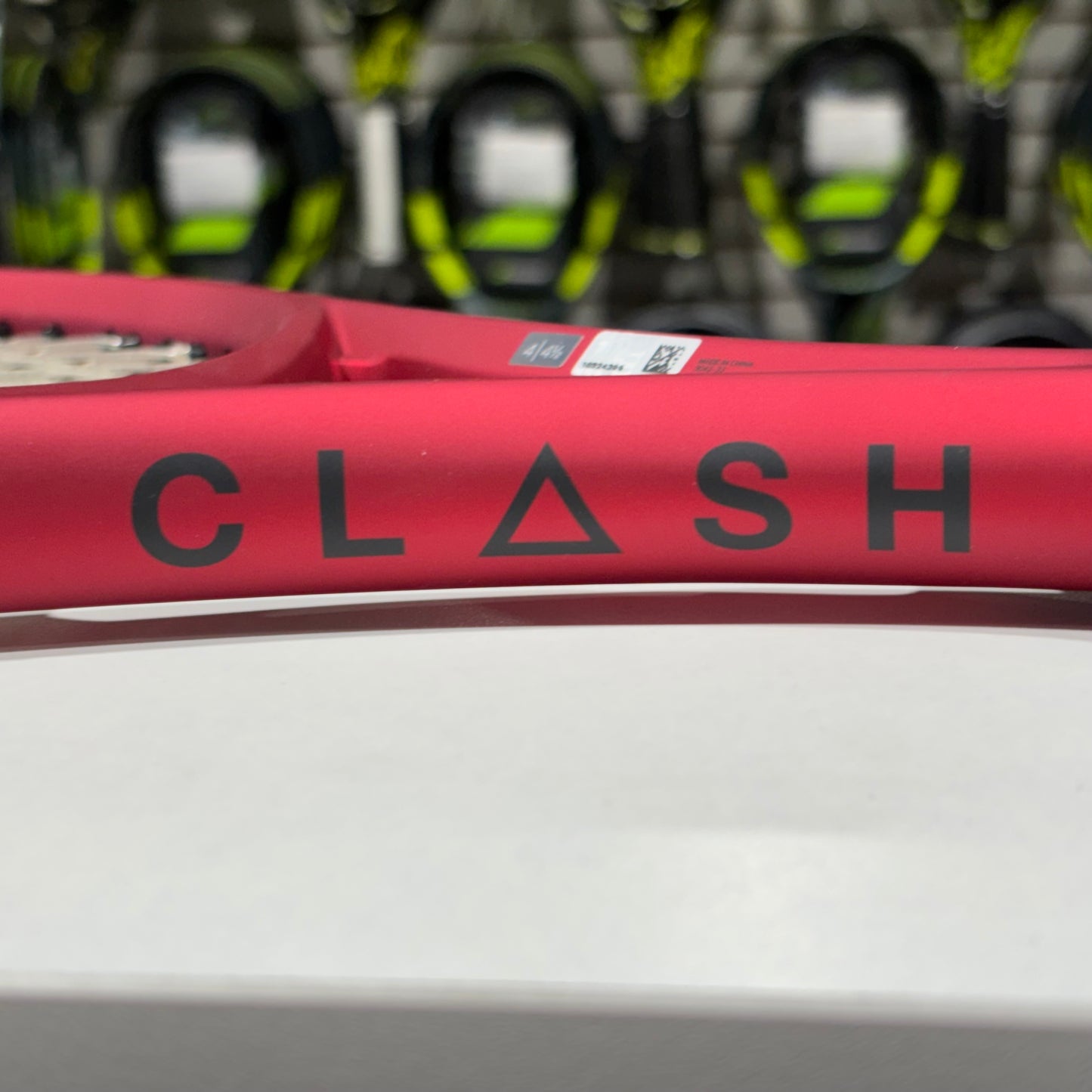 Wilson Clash 108 v2 grip 4 1/2 (Condition 9.5/10) 0429-01