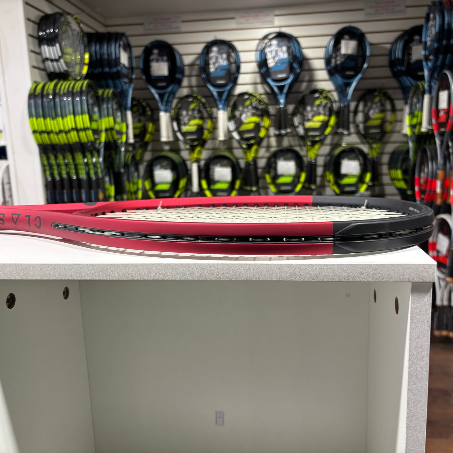 Wilson Clash 108 v2 grip 4 1/2 (Condition 9.5/10) 0429-01