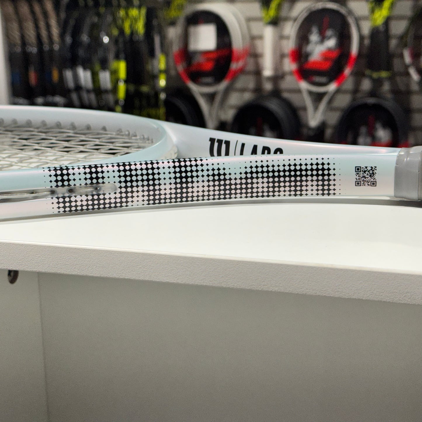 Wilson Labs Shift 99 300g gripsize 4 1/2 (Condition 8/10) 1216-7