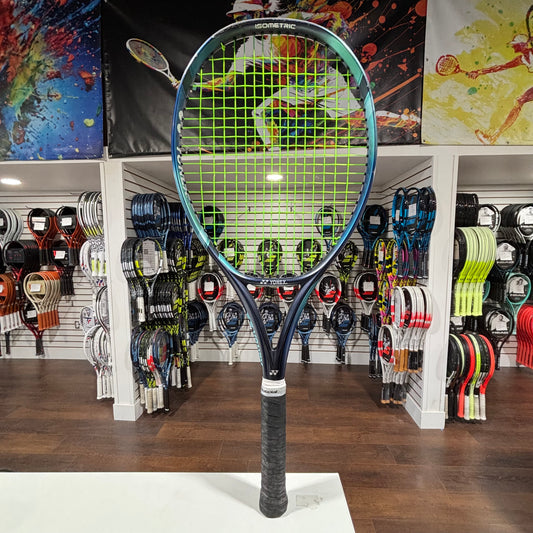 Yonex Ezone 100 gripsize 4 1/4 (Condition 6.5/10) 0422-6 Made in Japan