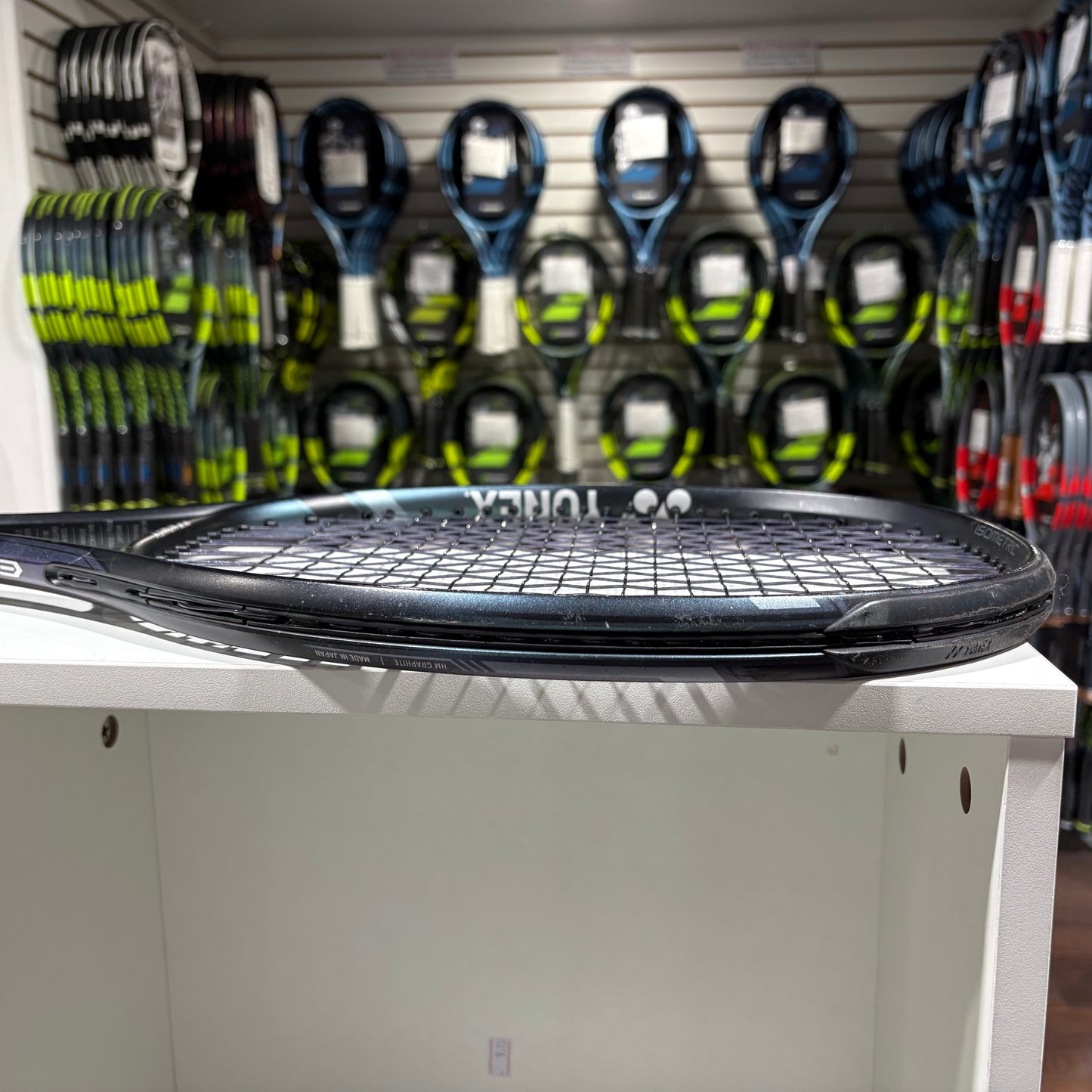 Yonex Ezone 98 grip 4 3/8 Japan (Condition 7/10) 0723-2