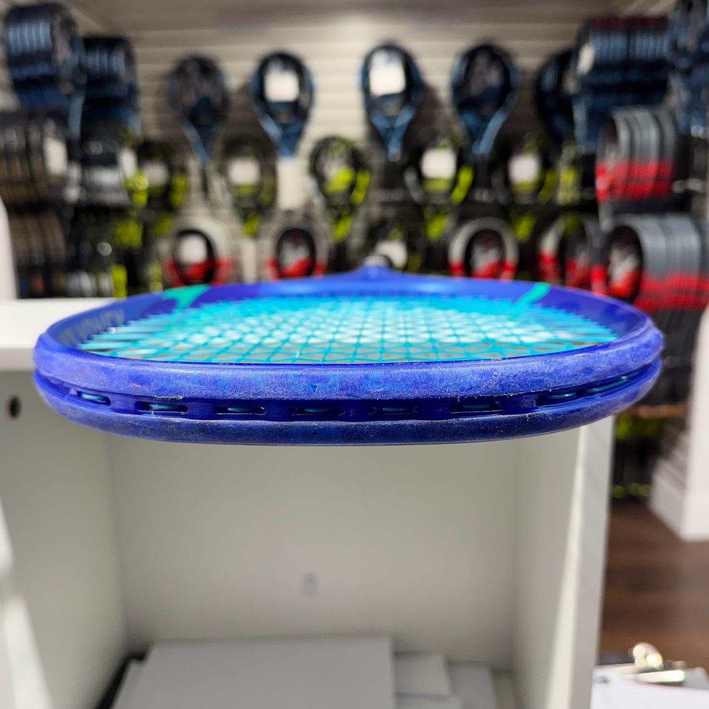 Yonex Ezone 98 grip 4 1/4 Japan (Condition 8/10) 1216-4