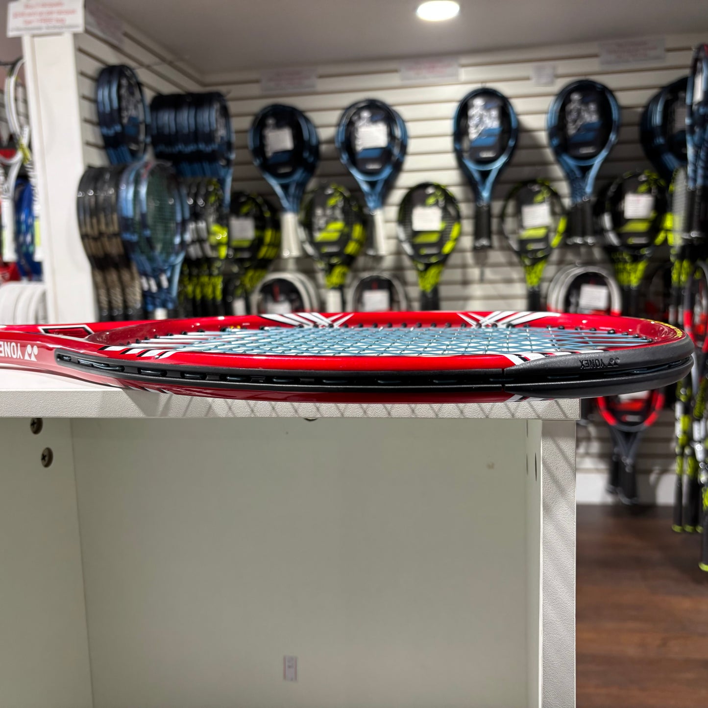 Yonex RDiS 100 (93 sq in) grip 4 3/8 Japan (Condition 9.5/10) 0209-1 - VuTennis.com