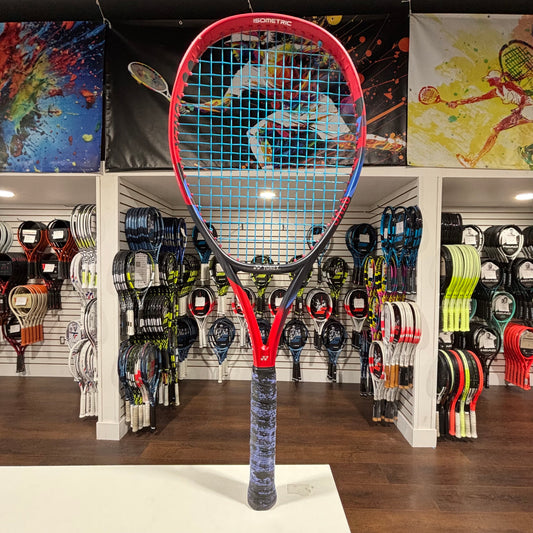 Yonex Vcore 100 gripsize 4 3/8 (Condition 8.5/10) 0422-8 Made in Japan