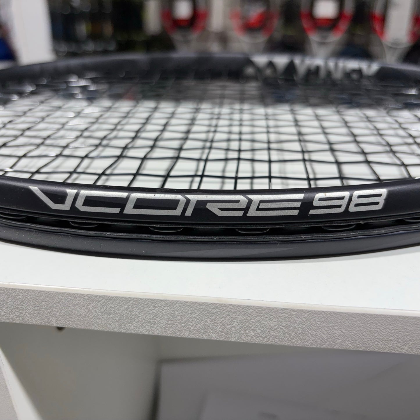 Yonex Vcore 98 Black grip 4 3/8 Japan (Condition 8.5/10) 0724-4