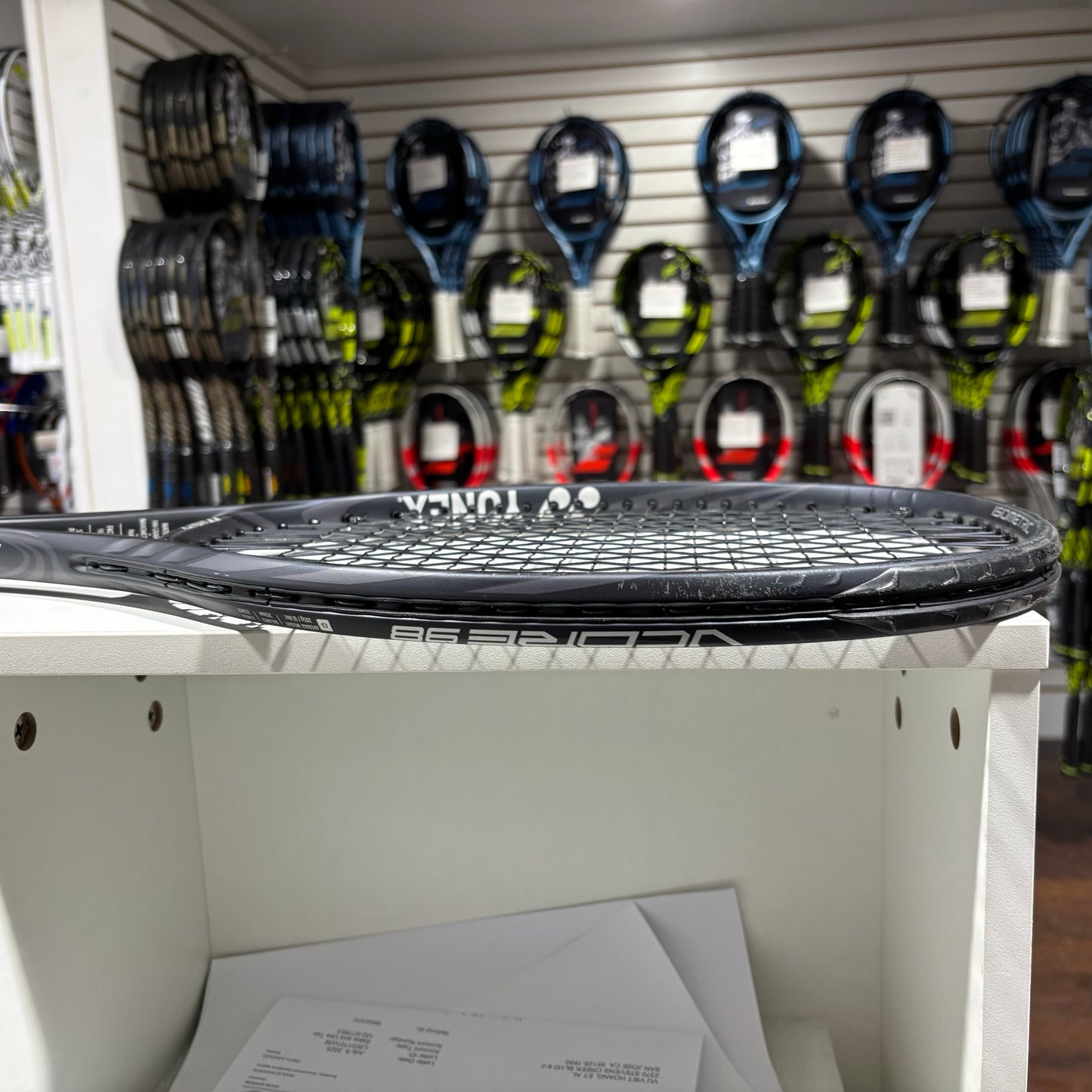 Yonex Vcore 98 Black grip 4 3/8 Japan (Condition 8.5/10) 0724-4
